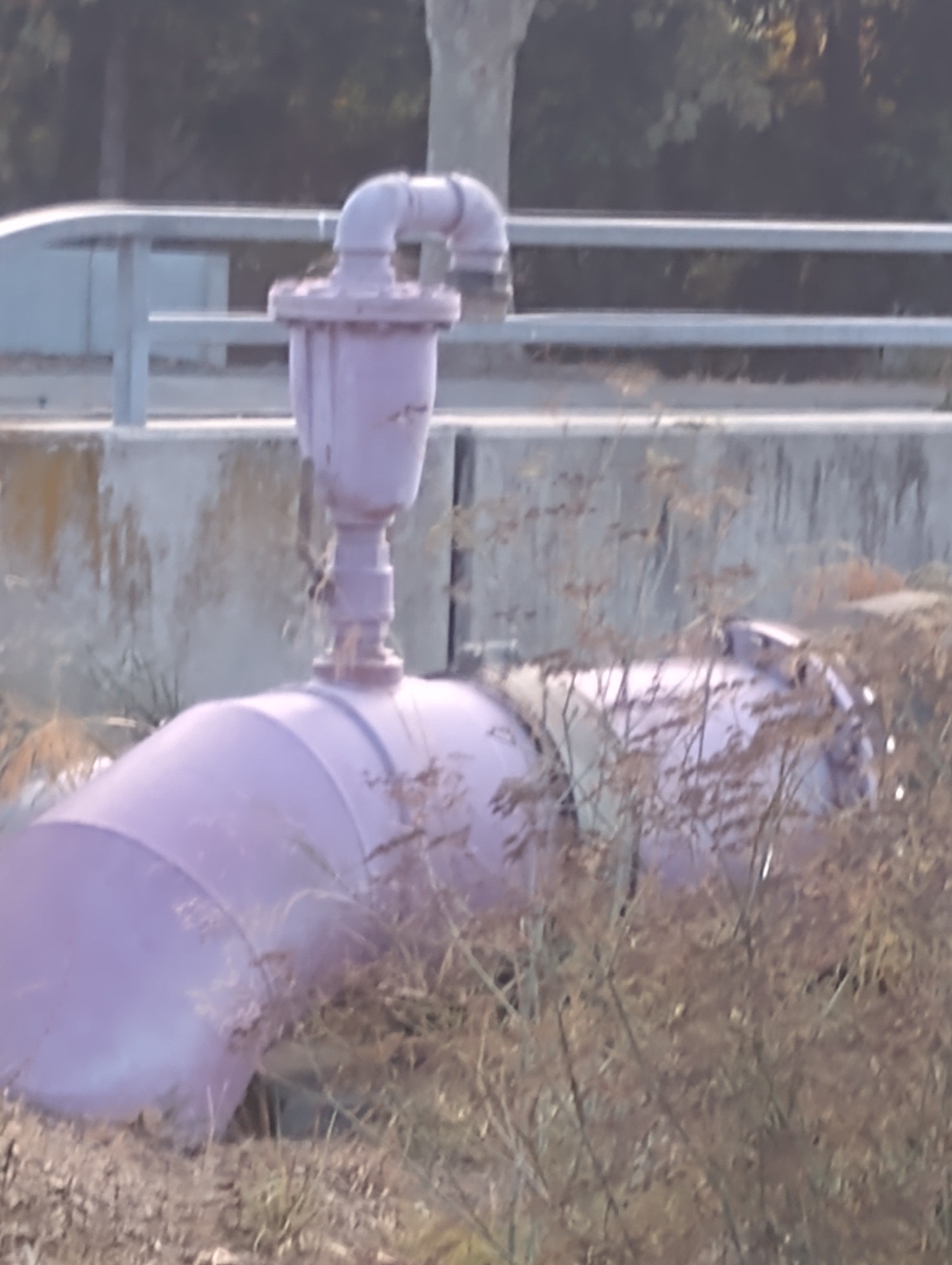 Air release valve on pipeline