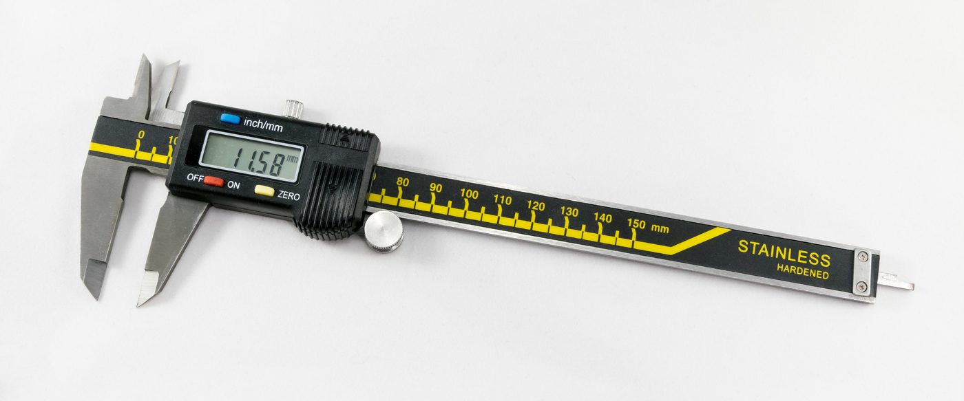 Digital caliper for precise measurements