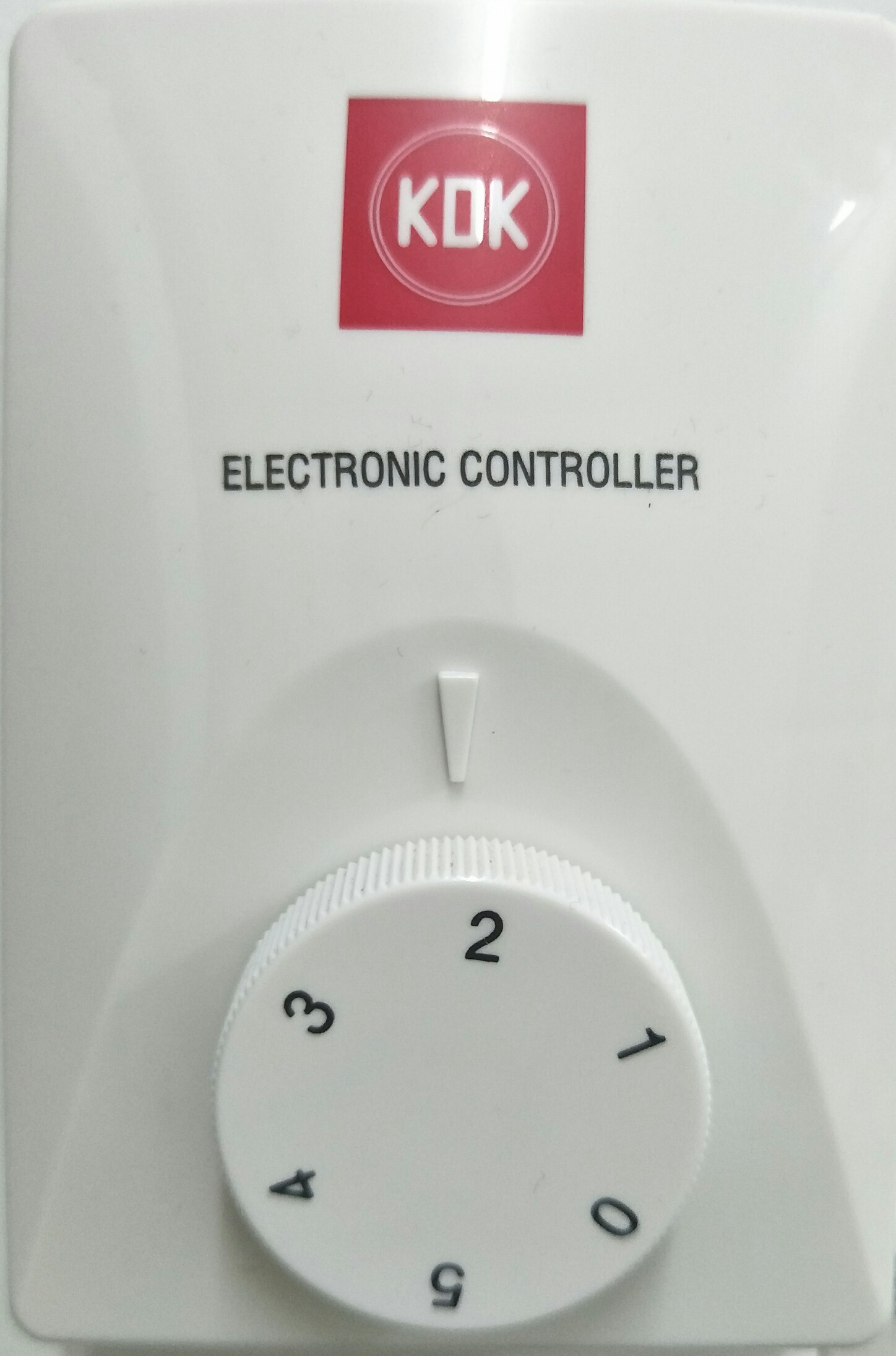Wall-mounted fan speed controller