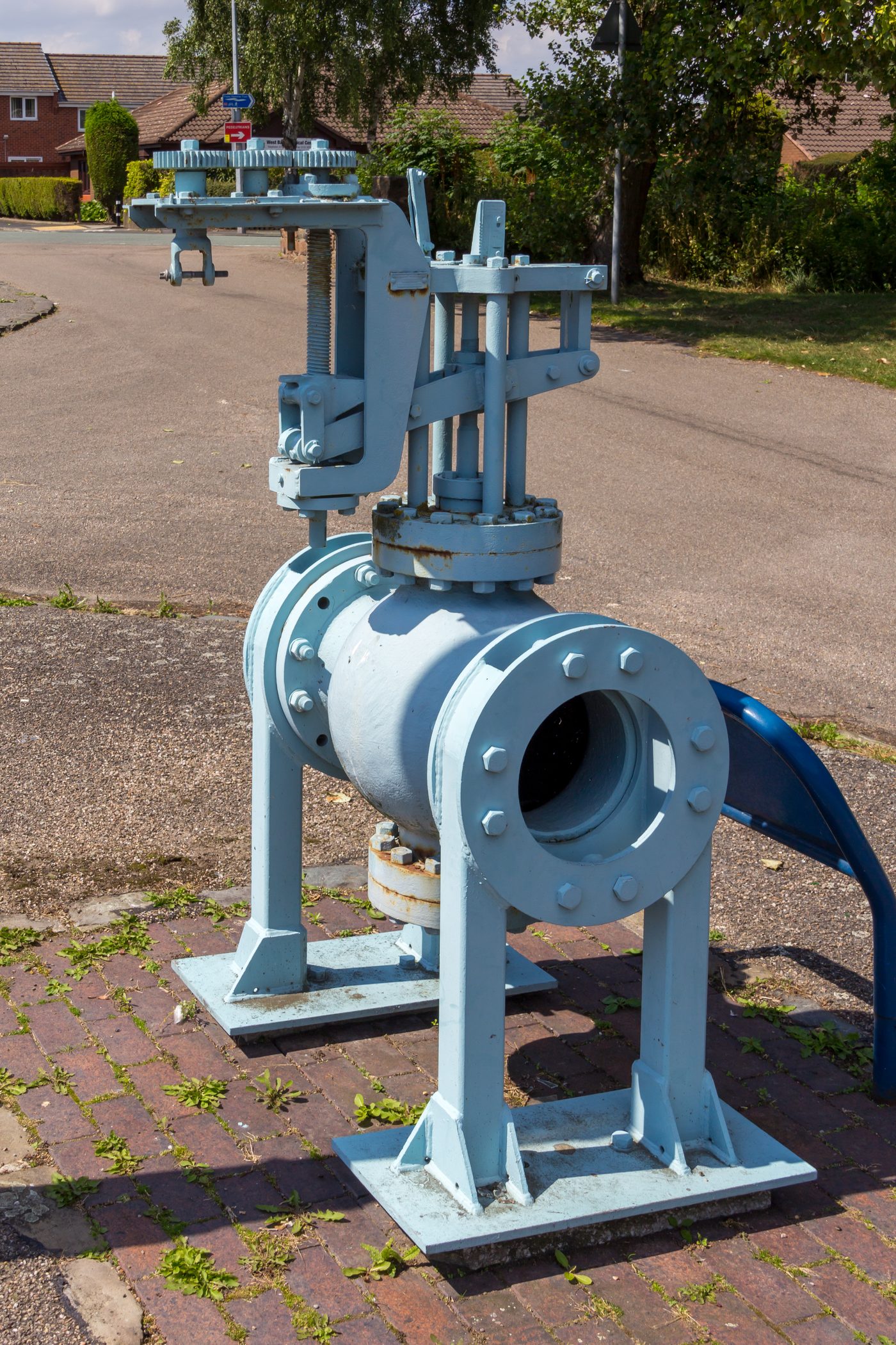 Large industrial gate valve outdoors